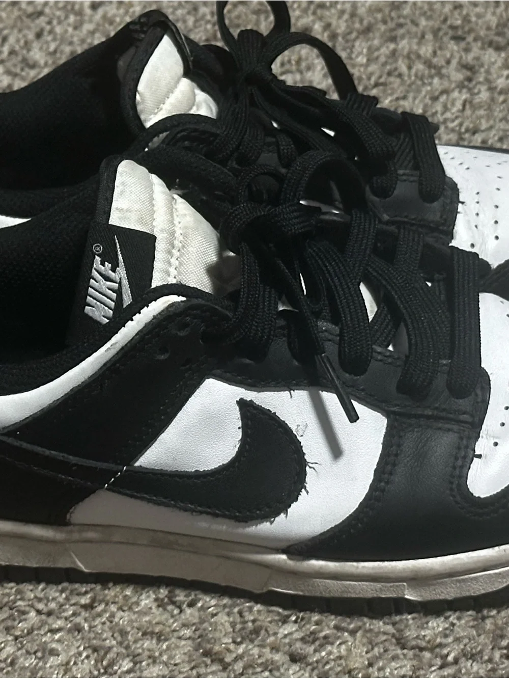 Nike classic low